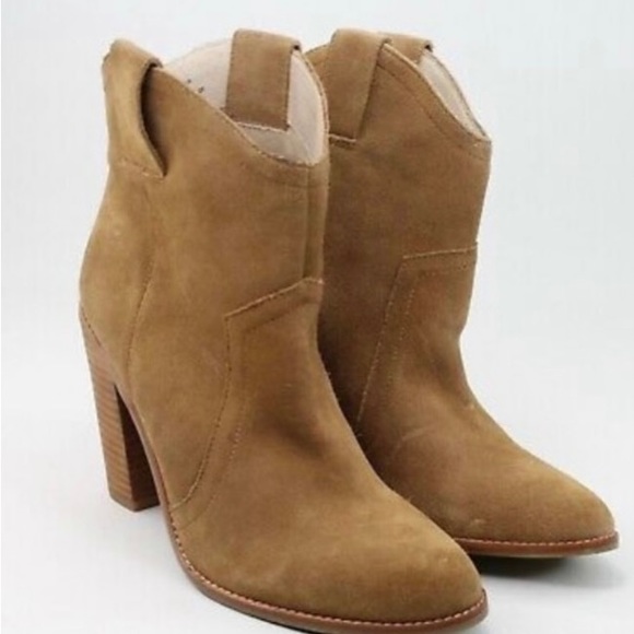Kenneth Cole Woman's SPARTA Cognac Brown
Suede Heeled Ankle Boot Booties - Picture 2 of 9